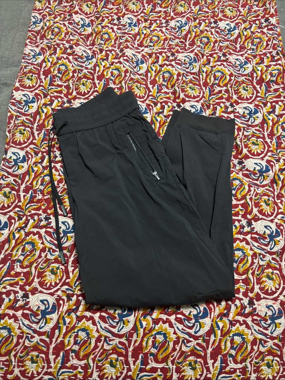 Athleta Women's Black Drawstring Jogger Pants